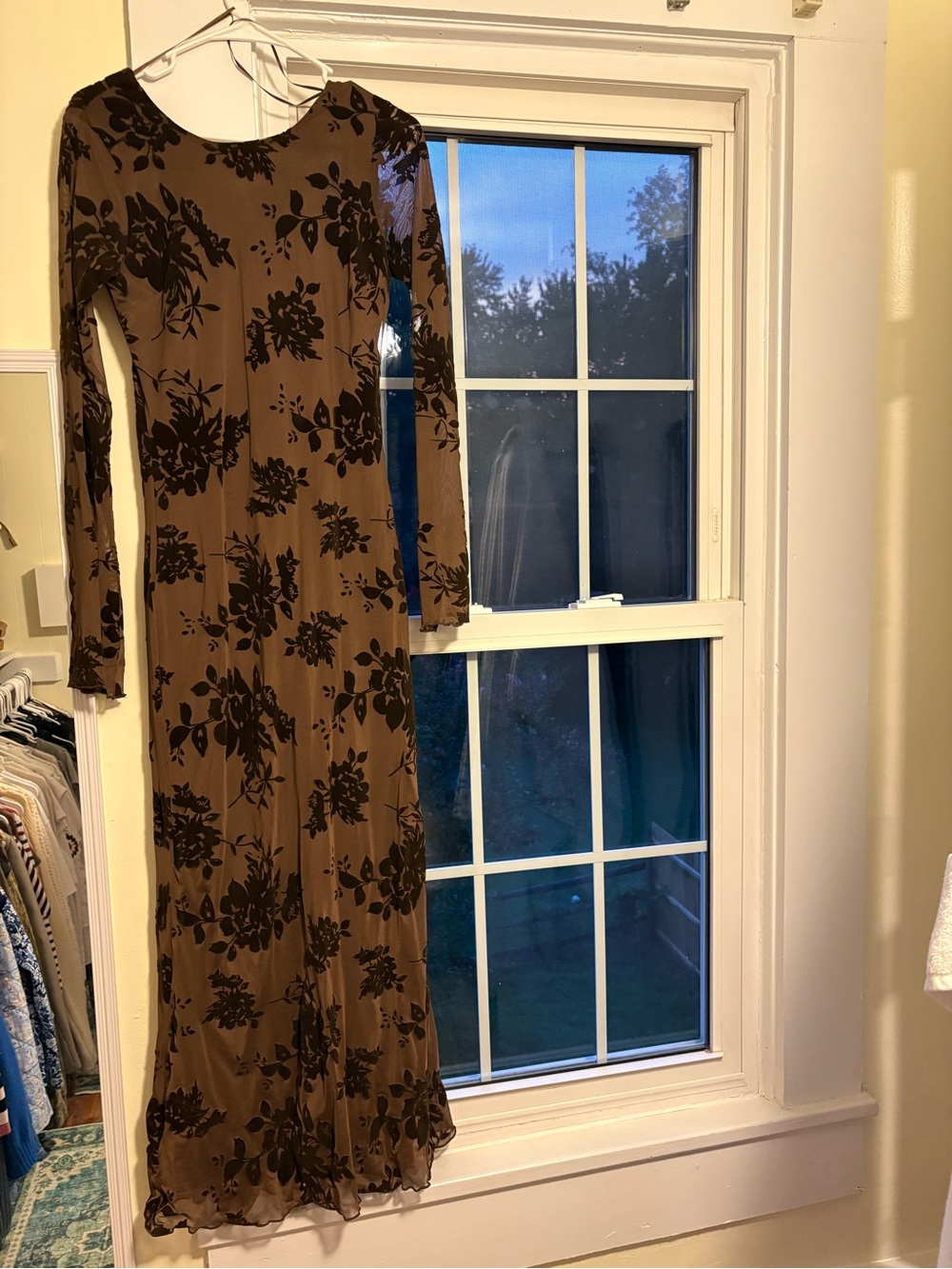 Thirty-thirty VIRAL Brown Floral dress